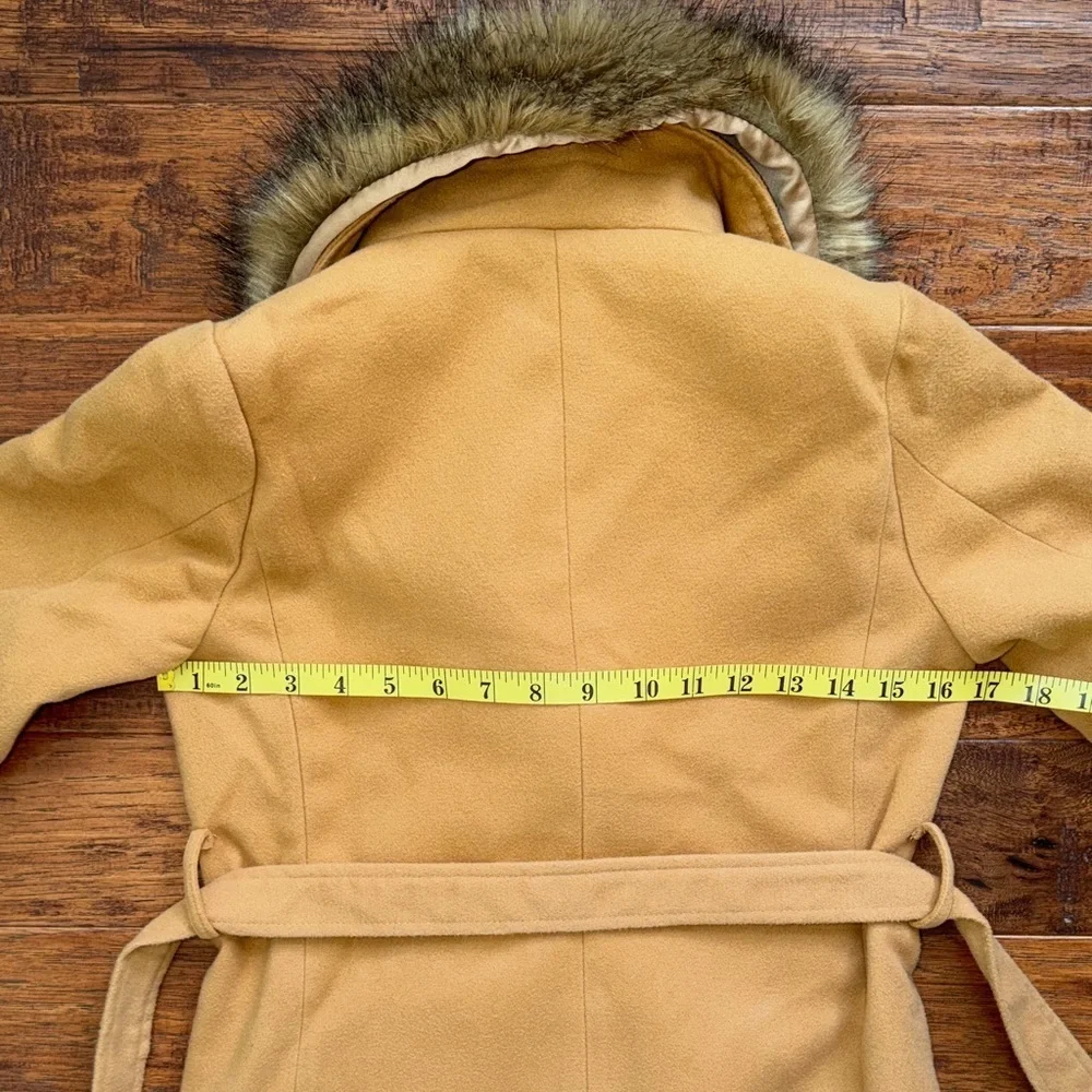 Ivy City Co Kids Sloane Camel Tan Peacoat with Removable Faux Fur Collar, 9/10